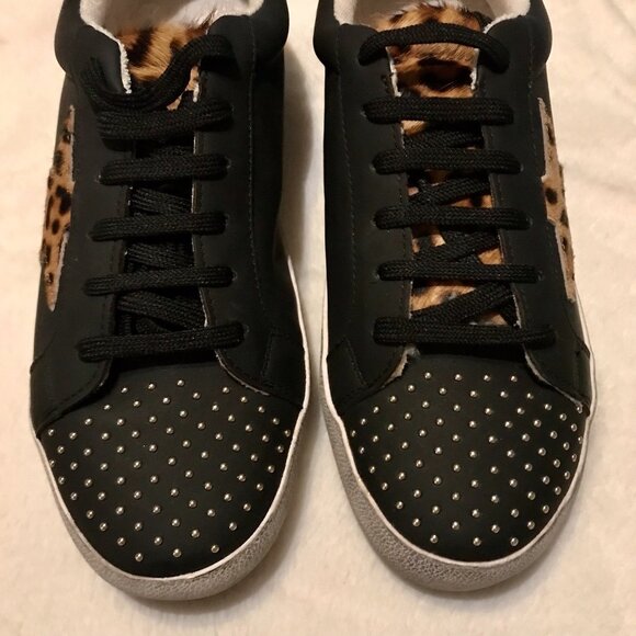 KellParker Holly Stud Sneaker Shoes Women's 9 Star Lace Up - Picture 4 of 7